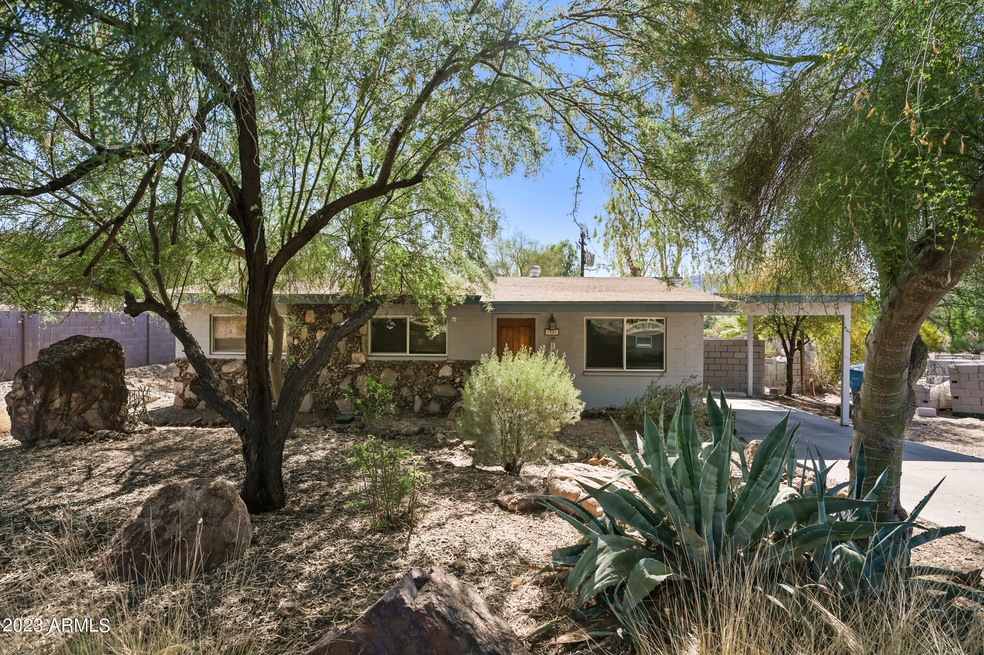 9846 N 17th St, Phoenix, AZ 85020 - photo 1