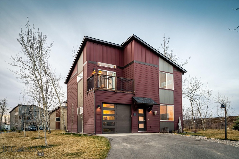 Welcome home to 81 Caboose Ct!