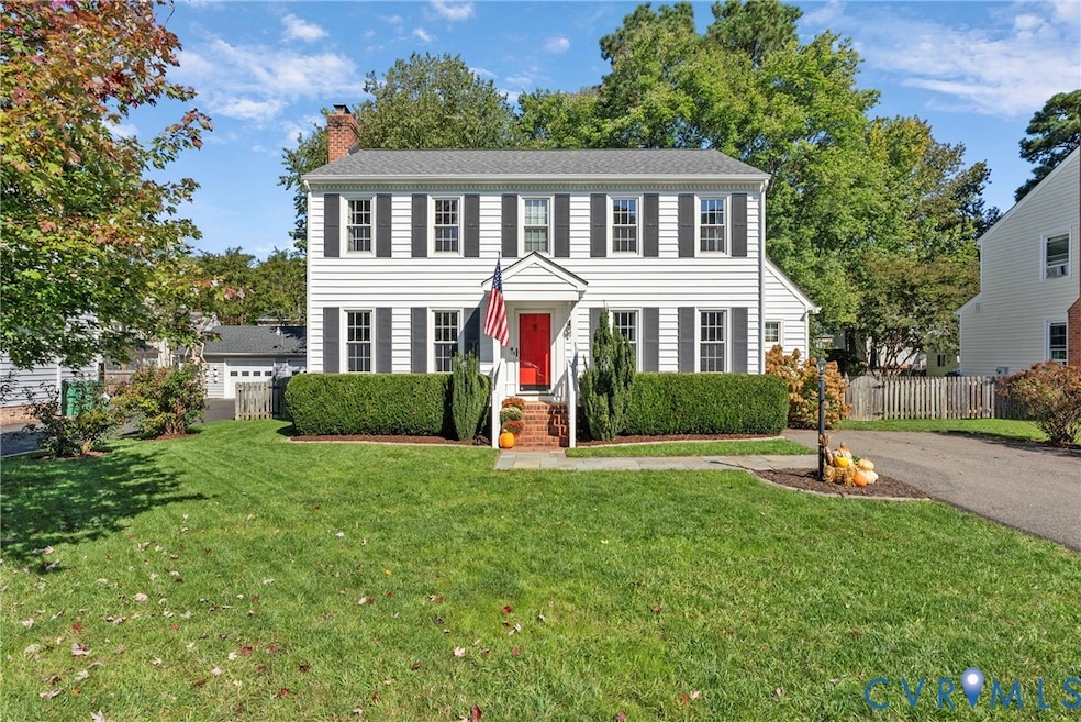 9626 Wendhurst Dr, Glen Allen, VA 23060 - photo 1