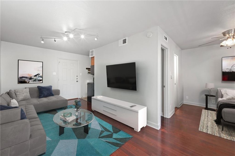 2020 S Congress Ave unit 1216, Austin, TX 78704 - photo 1