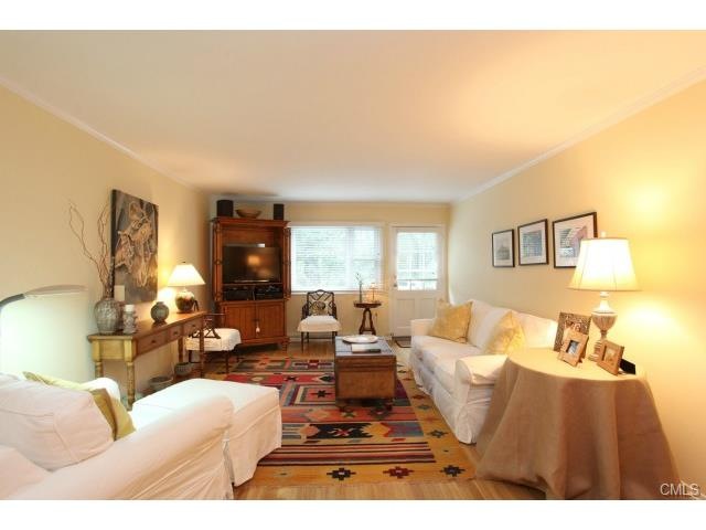 Welcome to Mosswood Condos, Unit 30