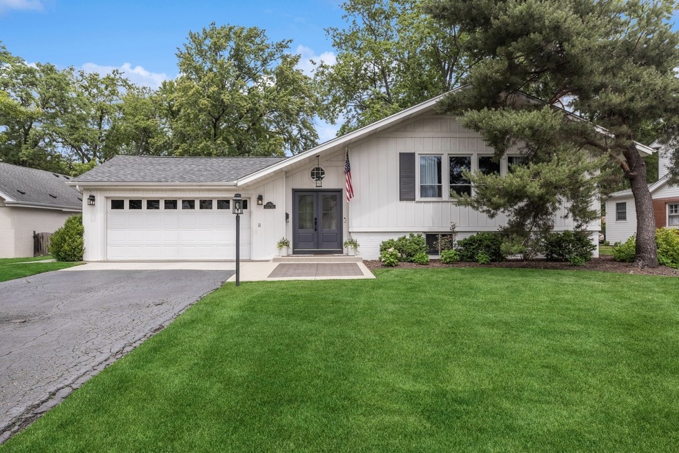 Sold $800,000 • Co-Listing Agent