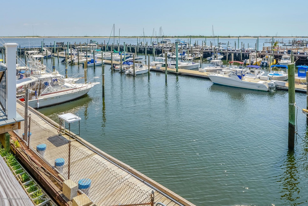 11 Sea Drift Ave Highlands NJ-large-028-