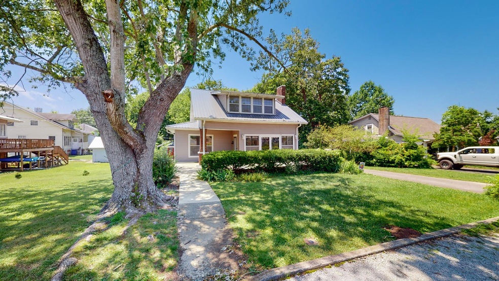 506 Park Place, Shelbyville, TN 37160 - photo 1