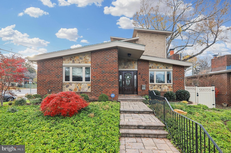 4200 19th St NE, Washington, DC 20018 - photo 1