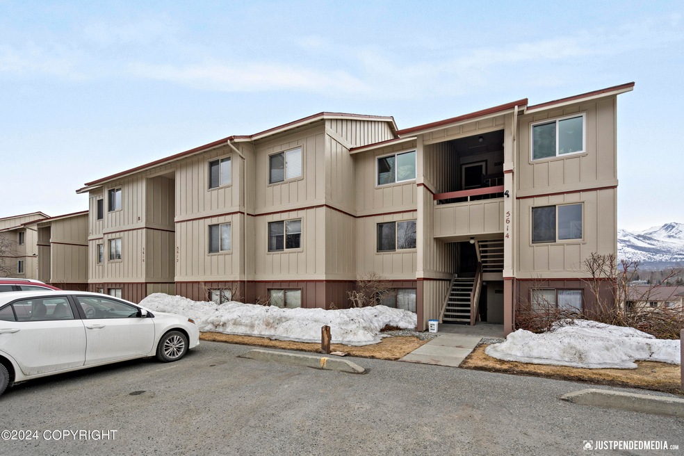 5614 E 40th Ave unit B204, Anchorage, AK 99504 - photo 1