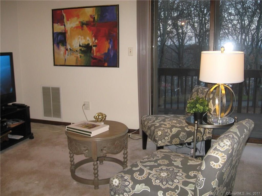 102 Skyview Dr, Cromwell, CT 06416 - photo 1