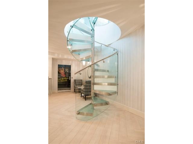 163 Franklin St unit 104, Stamford, CT 06901 - photo 1