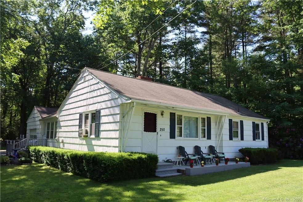 250 N Maple St, Enfield, CT 06082 - photo 1