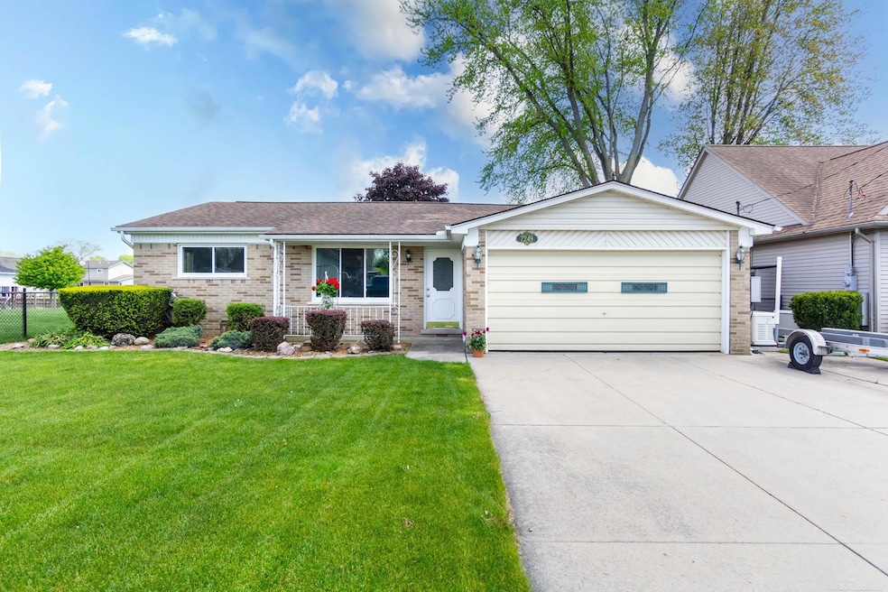 Sold $422,000