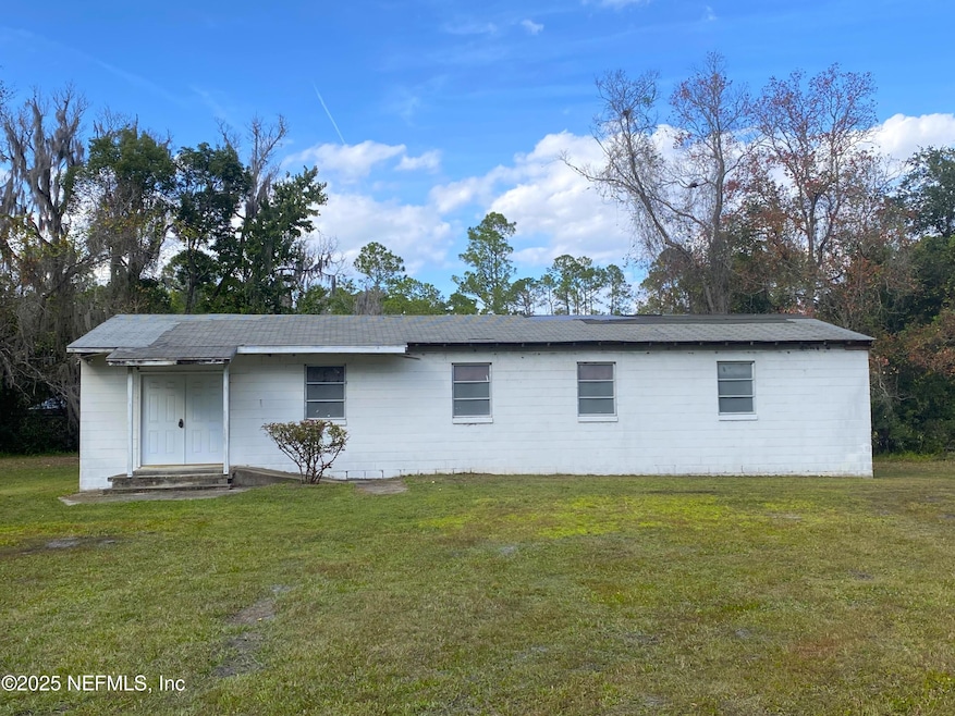228 Yelvington Rd, East Palatka, FL 32131 - photo 1
