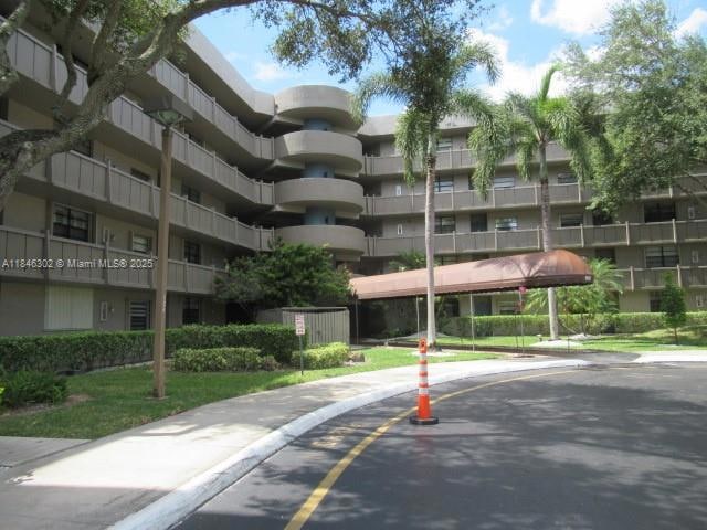 Colony Point Condominiums unit 106, Pembroke Pines, FL 33026 - photo 1