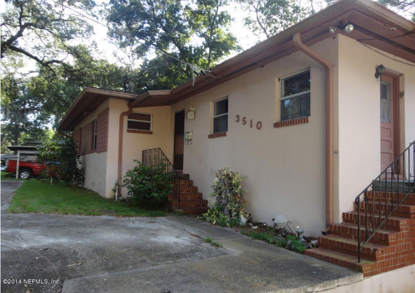 3510 Edgewater Dr, Jacksonville, FL 32210 - photo 1