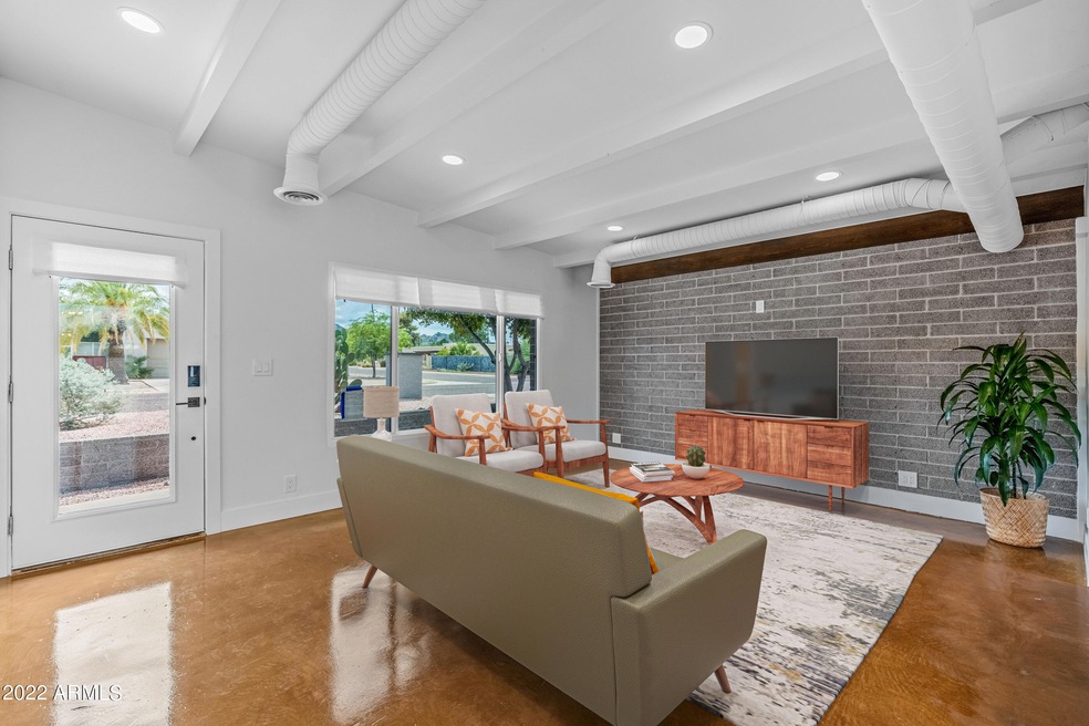 stagedlivingroom