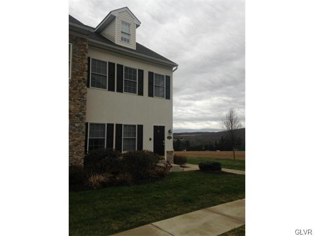 1804 Merlot Dr unit B, Easton, PA 18045 - photo 1