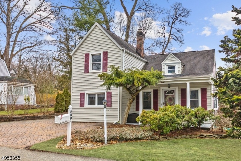 800 Ackerman St, Franklin Lakes, NJ 07417 - photo 1