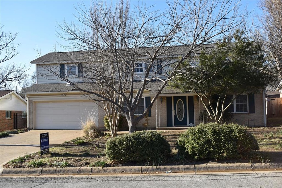 953 Charleston Dr, Bedford, TX 76022 - photo 1