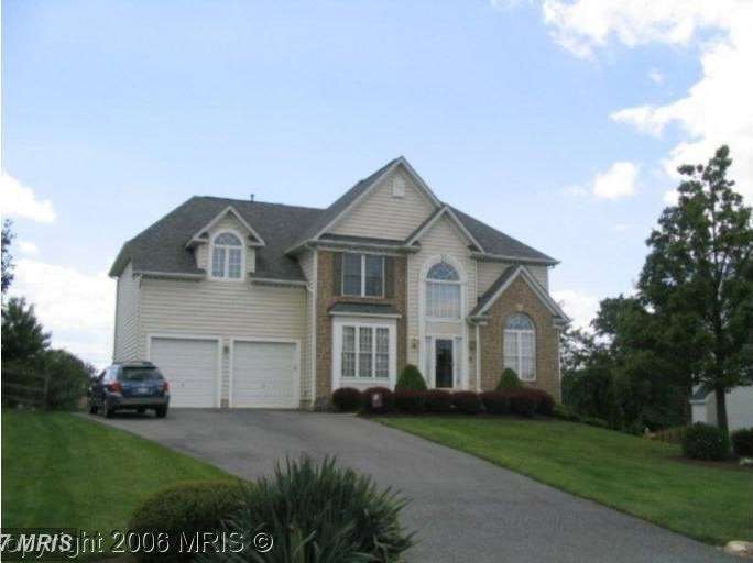 6110 Flemish Blue Ct, Sykesville, MD 21784 - photo 1