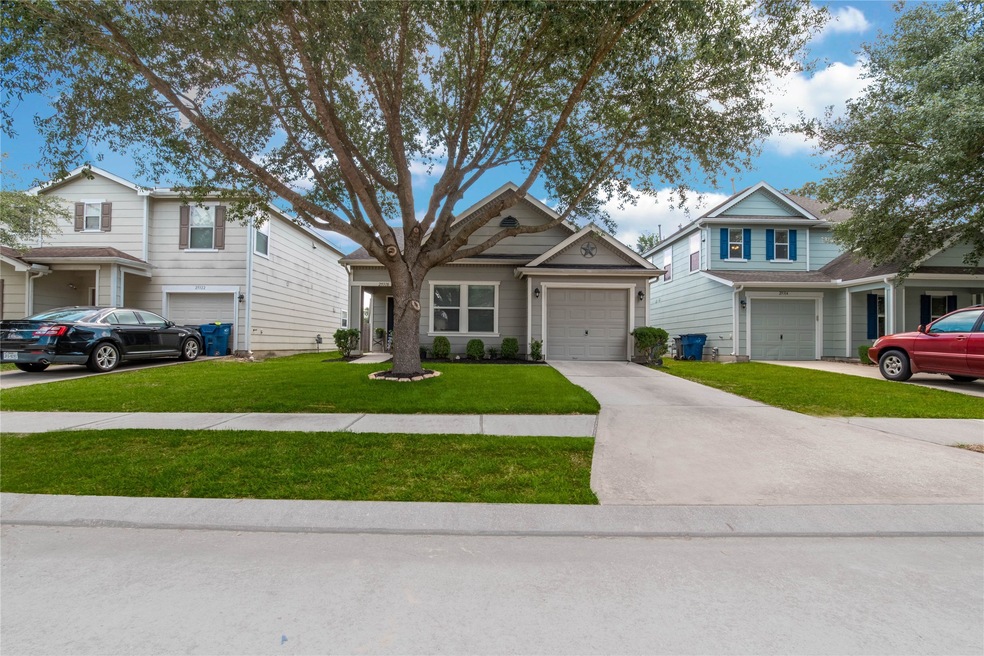 29318 Hickory Terrace Dr, Spring, TX 77386 - photo 1