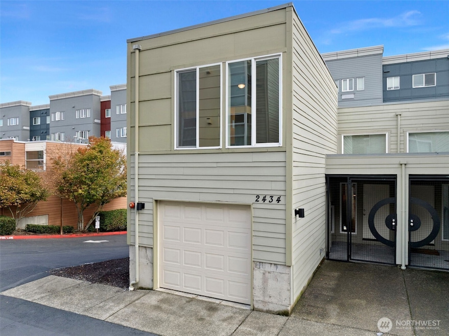 2434 Yakima Ct, Tacoma, WA 98405 - photo 1