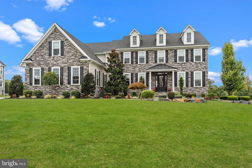 Under Contract $2,349,900 • Co-Listing Agent