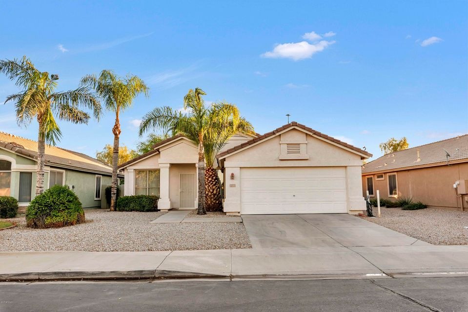 Low Maintenance Front Yard