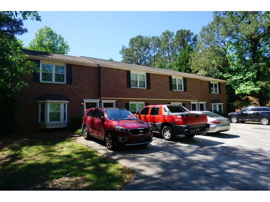 Amazing investment opportunity on this brick front