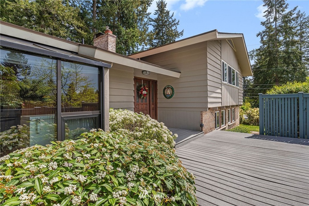 4321 72nd Ave W, University Place, WA 98466 - photo 1