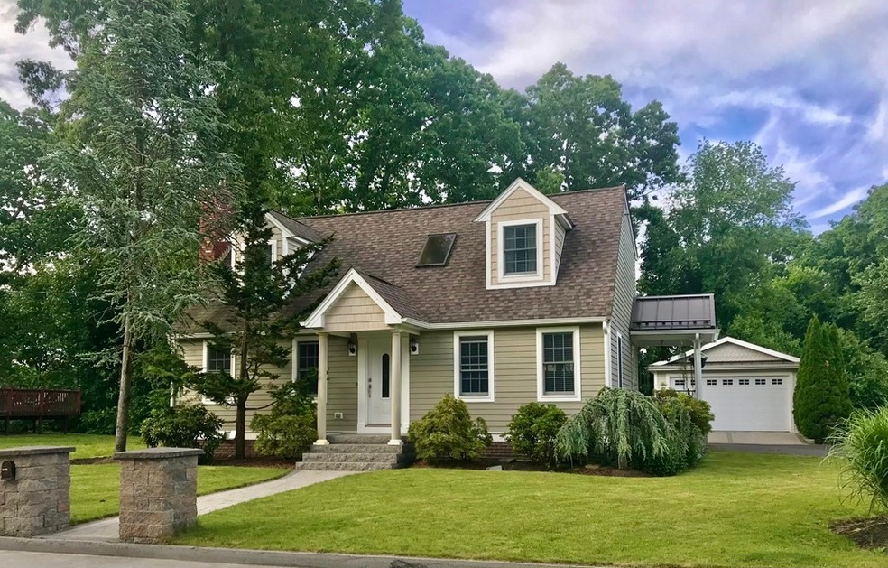 45 Pineland Ave, Worcester, MA 01604 - photo 1