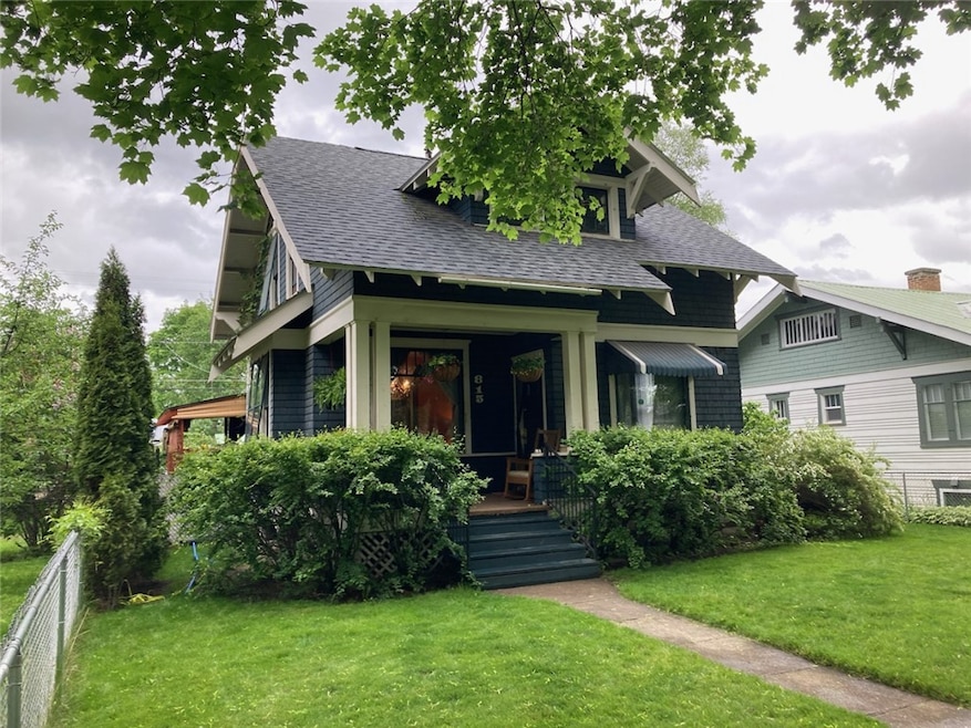 Under Contract $475,000