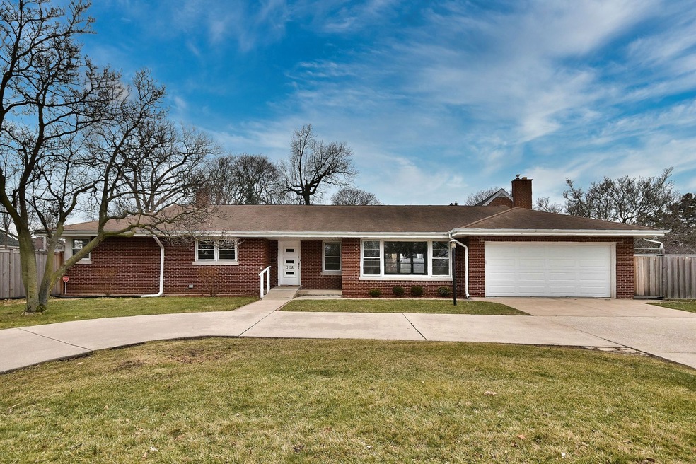 368 S York St, Elmhurst, IL 60126 - photo 1