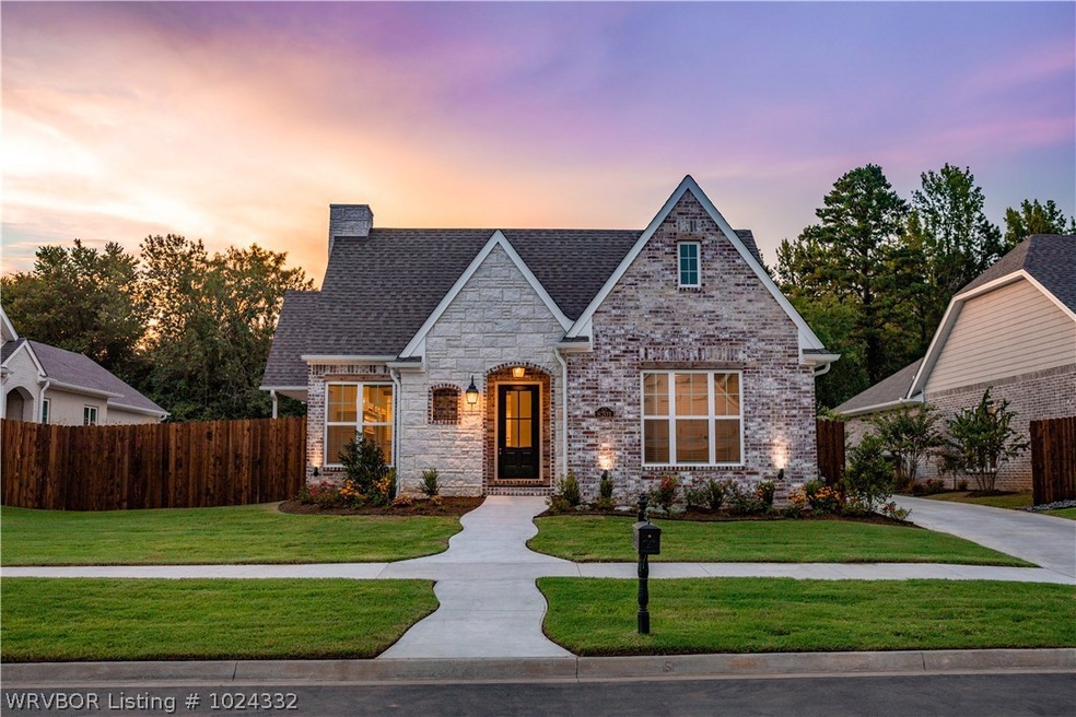 8201 Donnington Ct, Fort Smith, AR 72916 - photo 1