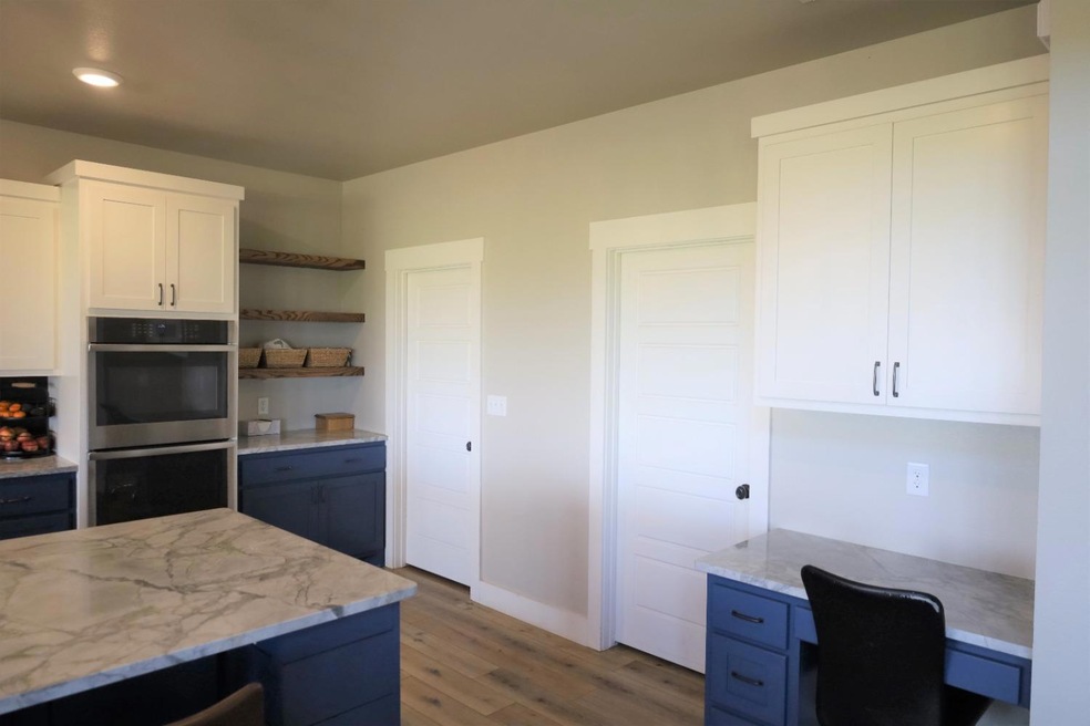 6328 Foster Rd, Ropesville, TX 79358 - photo 1