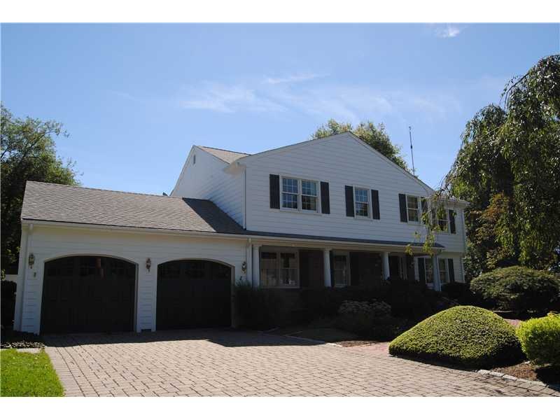 28 Meadowbrook Dr, Barrington, RI 02806 - photo 1
