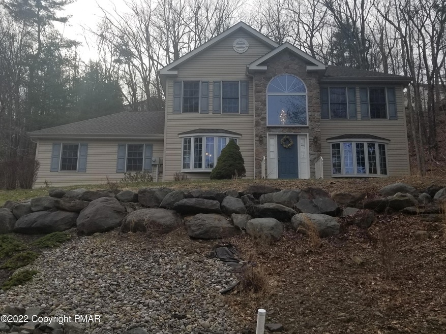 110 Osprey Ct, East Stroudsburg, PA 18301 - photo 1