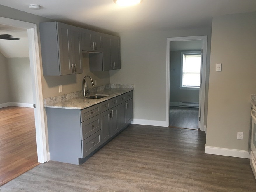 31 Snowling Rd unit 3, Uxbridge, MA 01569 - photo 1