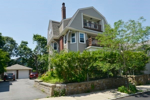 35 Patten St unit 3, Jamaica Plain, MA 02130 - photo 1