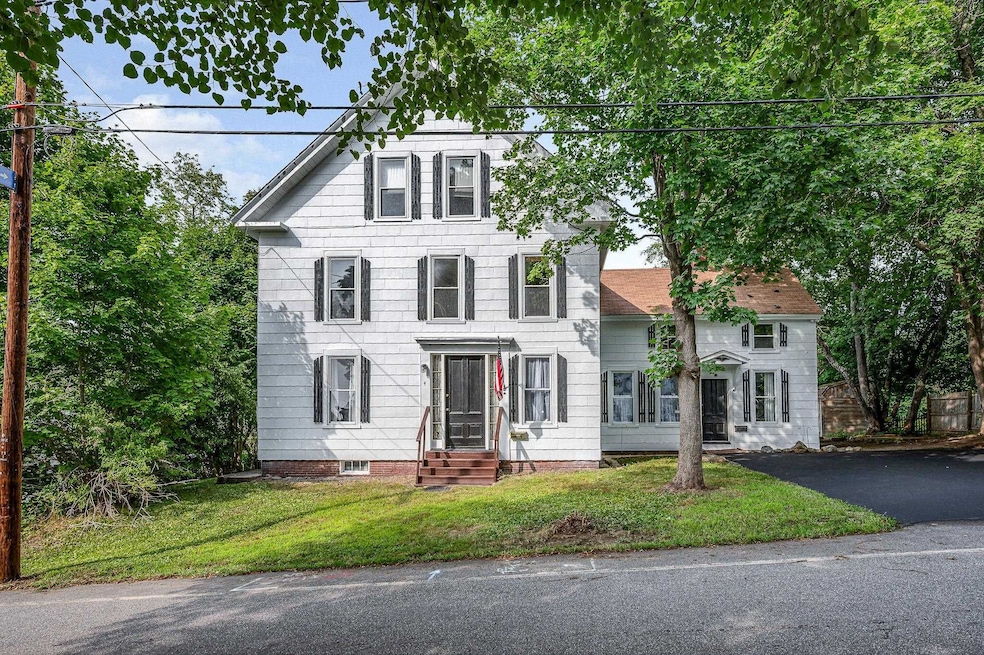 4 Berry Ave, Pittsfield, NH 03263 - photo 1