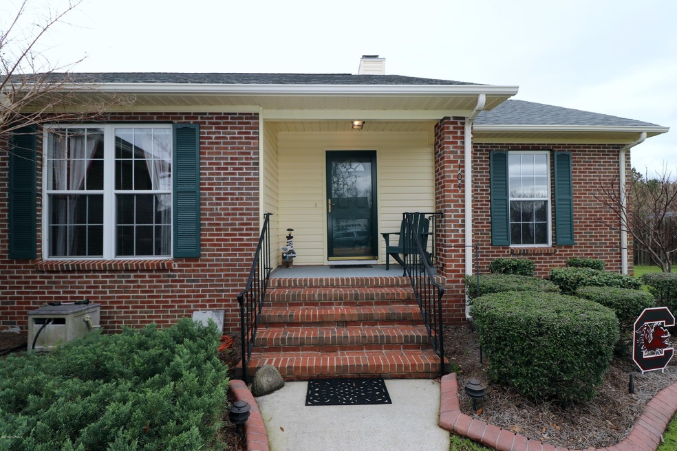 104 Hudson Ln, Jacksonville, NC 28540 - photo 1