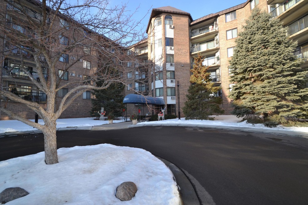 2601 Kenzie Terrace Unit 217, Saint Anthony, MN 55418 MLS NST6491430