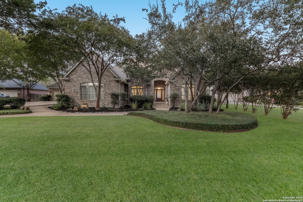 10915 Hunters Way, Helotes, TX 78023 - photo 1