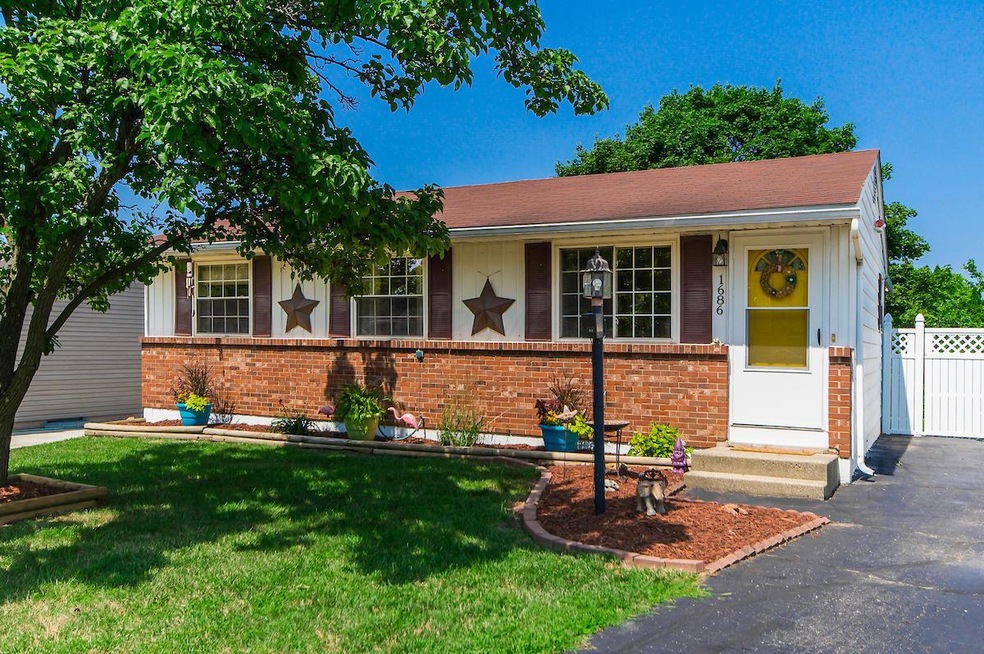 1686 Westwind Ln, Columbus, OH 43223 - photo 1