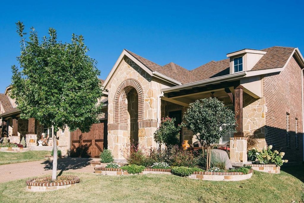 2917 Bella Lago Dr, Denton, TX 76210 - photo 1