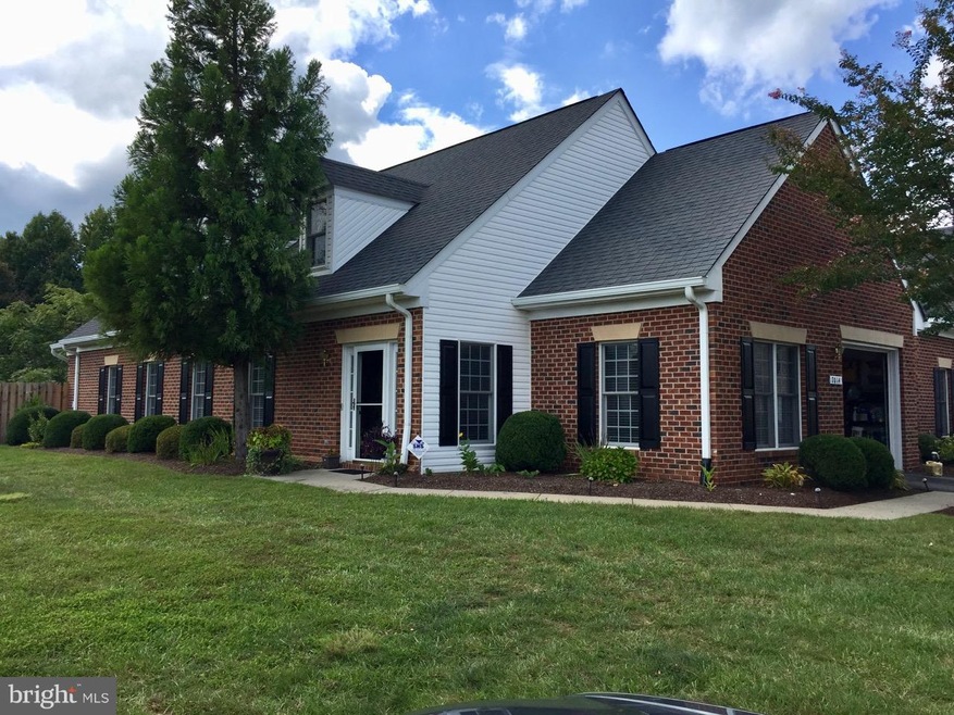 7014 Radford Dr, Fredericksburg, VA 22407 - photo 1