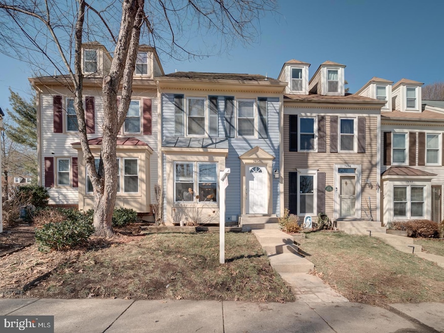 7496 Laurel Oak Ct, Springfield, VA 22153 - photo 1
