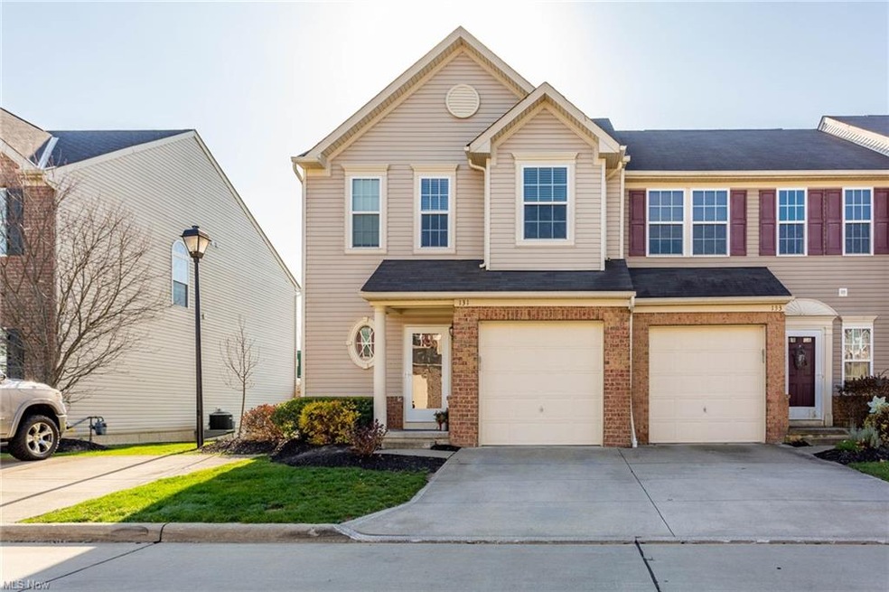 131 River Rock Way - Welcome Home!!