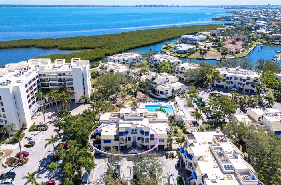 For Sale $825,000 • Co-Listing Agent