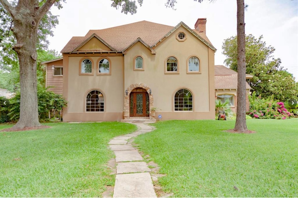 4231 Fernwood Dr, Houston, TX 77021 - photo 1