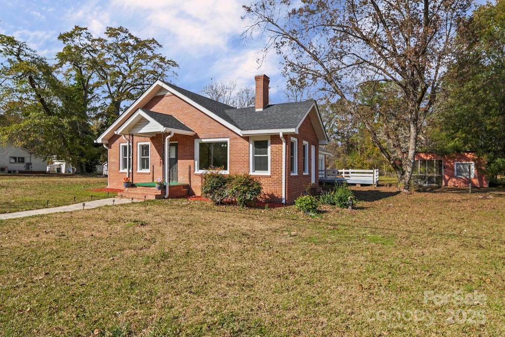 1709 Nc 109 N, Wadesboro, NC 28170 - photo 1