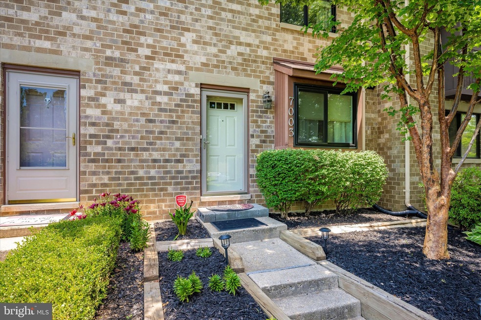 7003 Knighthood Ln, Columbia, MD 21045 - photo 1